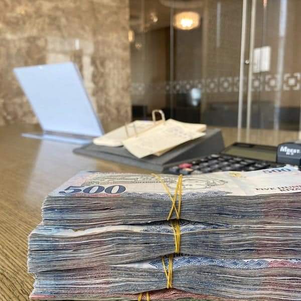 السلام عليكم ورحمة الله وبركاته اسعد الله اوقاتكم بكل خير اي شخص ما استلم مساعدة من مؤسسة الوليد يتواصل مع المكتب الرسمي عبر الوتس اب ونشاء الله يساعدونك وما يقصرون معك باذن الله واتمني للجميع التوافيق