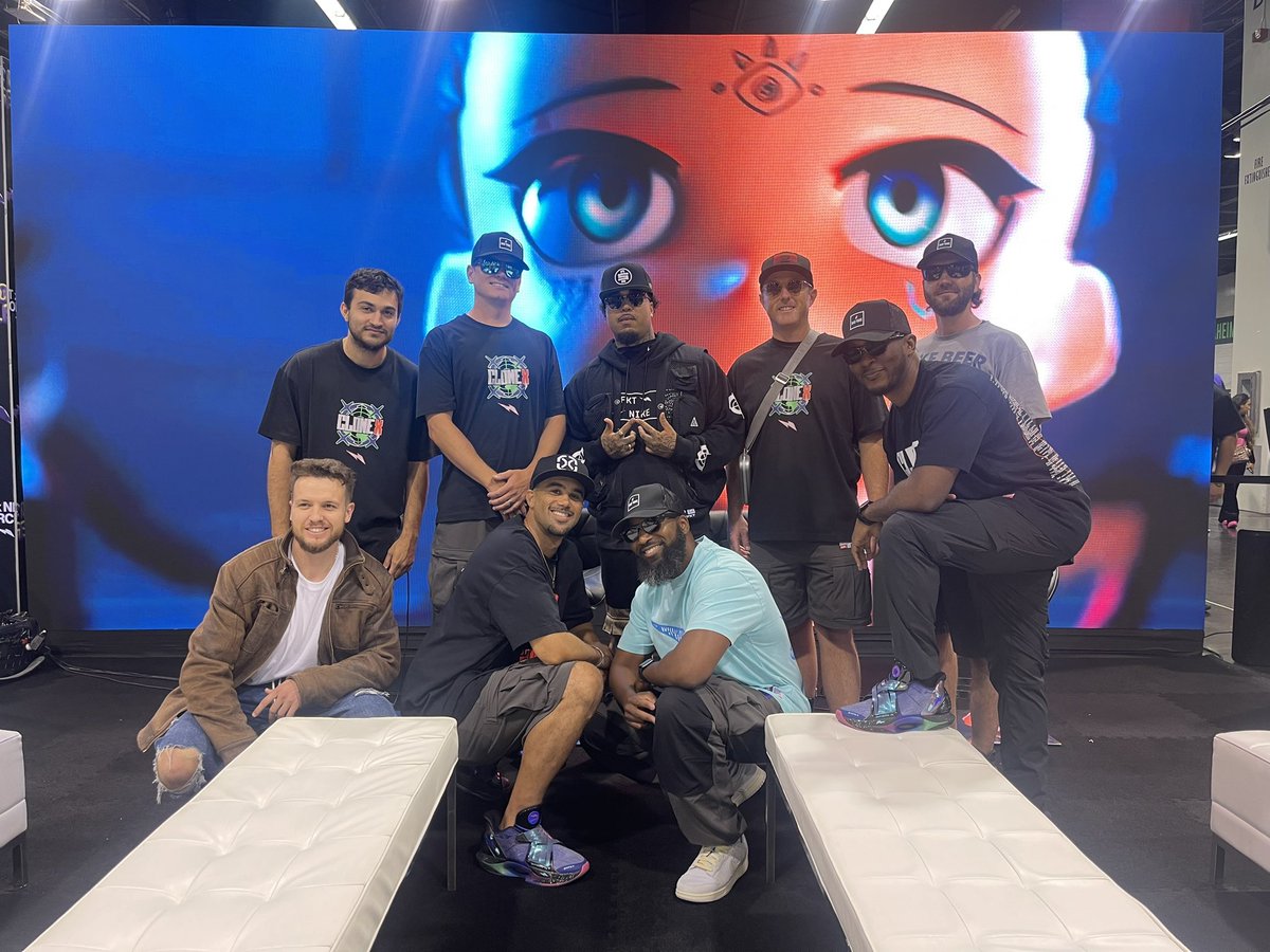 A big shout out to the <a href="/RTFKT/">RTFKT</a> team and community for showing out at <a href="/SneakerCon/">Sneaker Con</a> in LA. Thank you to <a href="/BadTakeCrew/">Bad Take</a> crew as well. This community is built different 👊