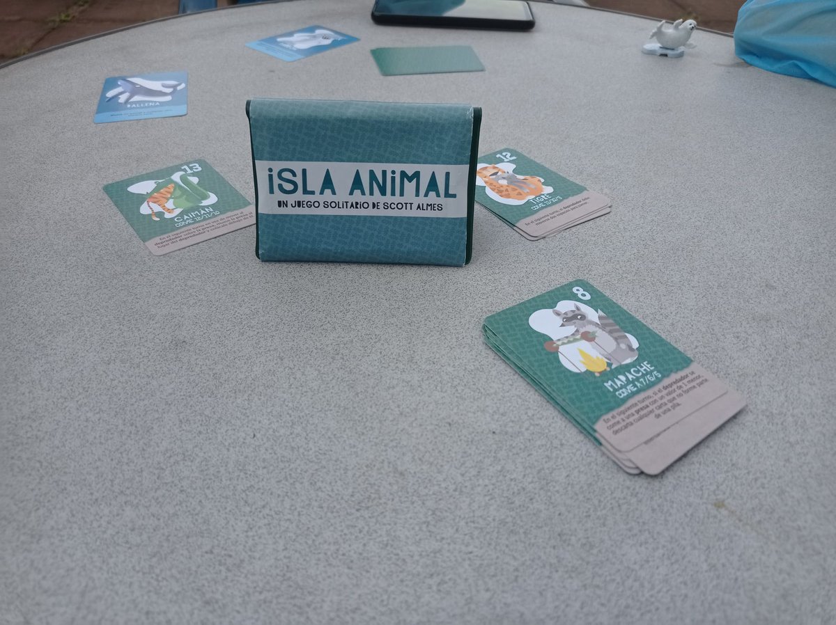 dDagorma's tweet photo. #IslaAnimal y #MintControl. Dos nuevos juegos de mesa probados.
Ha estado bastante entretenido. https://t.co/Zy1ni9h2fo