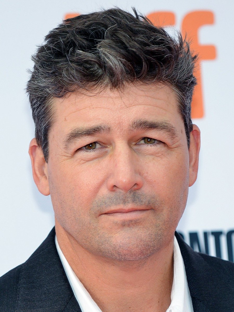 JuanC_Rdgz's tweet image. 🎬 Happy Birthday Kyle Chandler🎂🎬
#KyleChandler #EarlyEdition #GaryHobson #KingKong #BruceBaxter #GodzillaKingoftheMonsters #GodzillavsKong #MarkRussell #HappyBirthdayKyleChandler