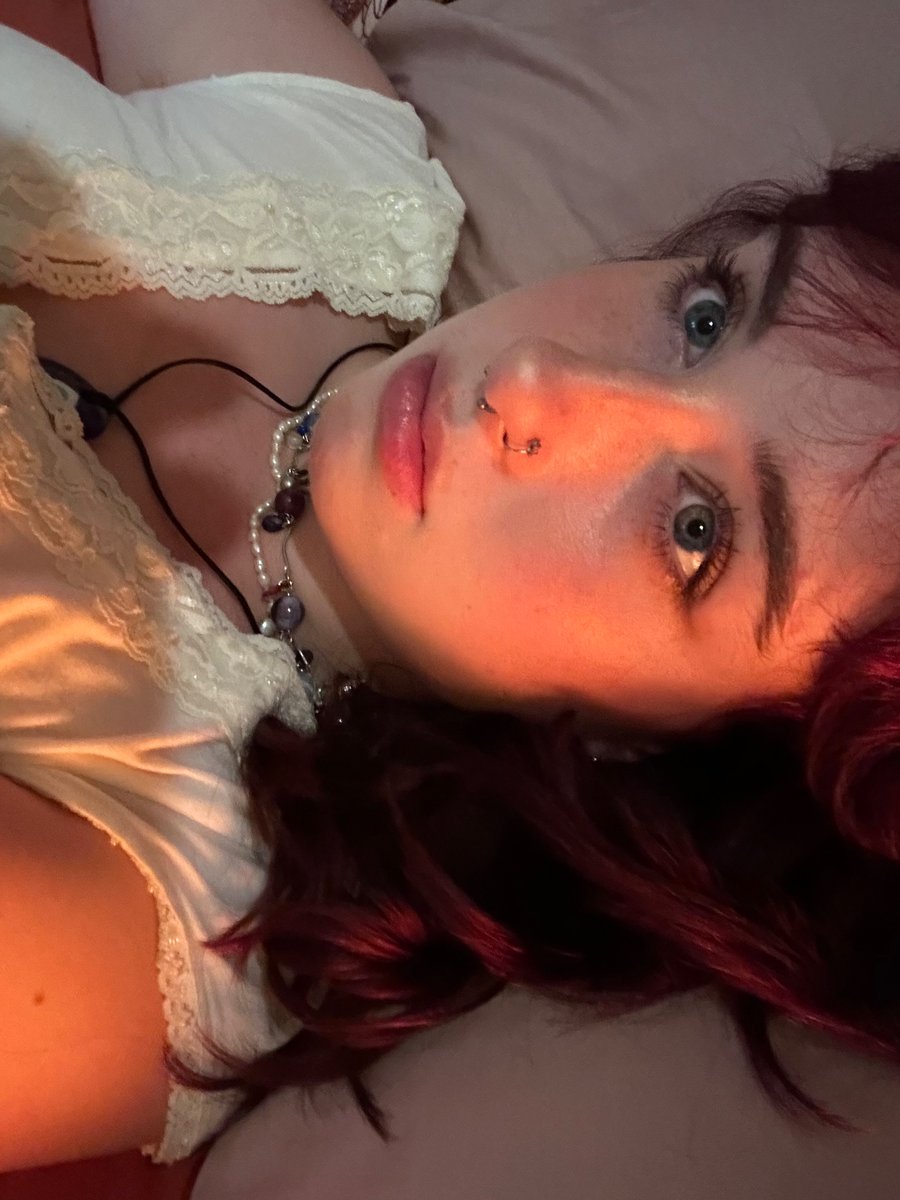 555char's tweet image. girl next door