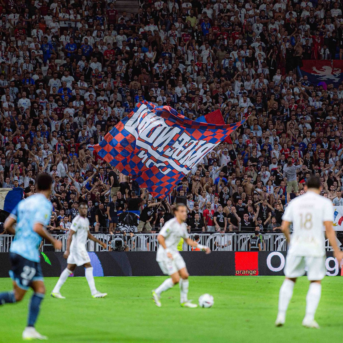 '𝐓𝐨𝐮𝐣𝐨𝐮𝐫𝐬 𝐚𝐯𝐞𝐜 𝐭𝐨𝐢, 𝐧𝐨𝐮𝐬 𝐚𝐥𝐥𝐨𝐧𝐬 𝐜𝐡𝐚𝐧𝐭𝐞𝐫'

Merci pour votre soutien 🔴🔵

#OLHAC