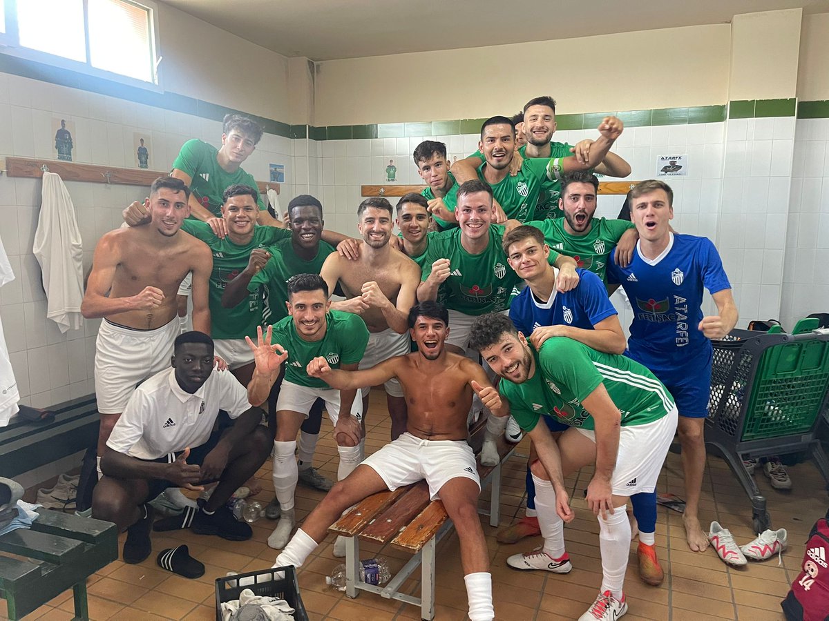 ignaGonzalez10's tweet photo. ¡Buenas noches! 3️⃣💚 @AtarfeIndCF https://t.co/lVzgBNZc9n
