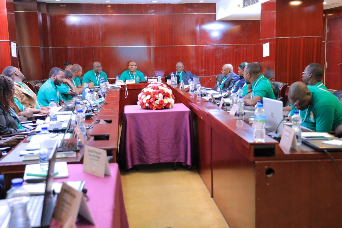 cam_crid's tweet photo. The 1st #ACoMVeC annual meeting was held in Addis Ababa on 9/16/23. Over 30 attendees including PhD students, PIs and partners reviewed project progress of the training program. 20% achievement was reported. It was an opportunity for participants to collaborate. https://t.co/LKGGFVQiVK
