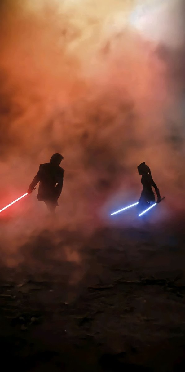 WallpaperStarWa's tweet photo. Dia 651
#StarWars https://t.co/cKBPfU75Yp