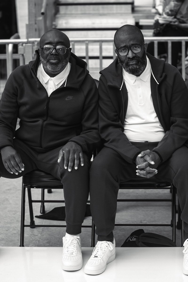 Two of the most powerful high school coaching figures in the city of Chicago, former Simeon coach Robert Smith & @WYoungBoysBball head coach @YoungBBCoach, came together to coach the North team at the World Basketball Festival this weekend at @LincolnCenter. Both of these