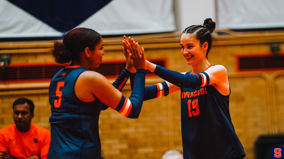 CuseVB's tweet image. 📸 Flicks from this past weekend! 🍊🏐

#UniqueUnitedUnlimited x #UnleashthecUUUse x #cusevb