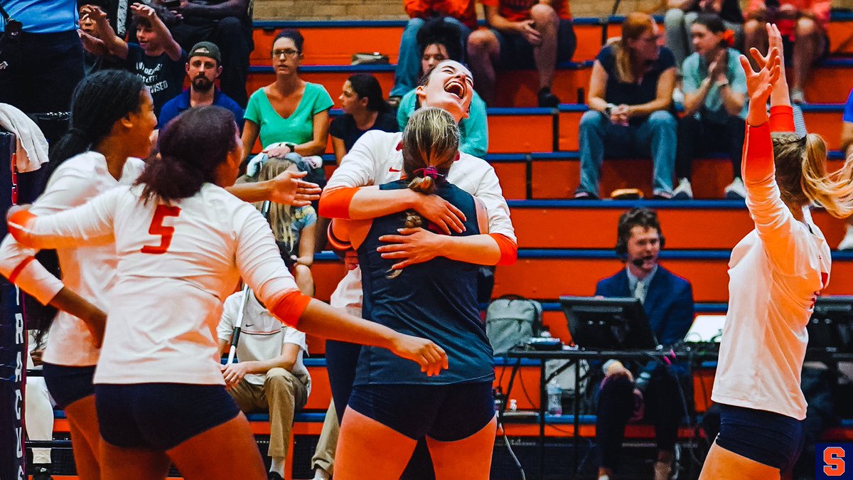 CuseVB's tweet image. 📸 Flicks from this past weekend! 🍊🏐

#UniqueUnitedUnlimited x #UnleashthecUUUse x #cusevb