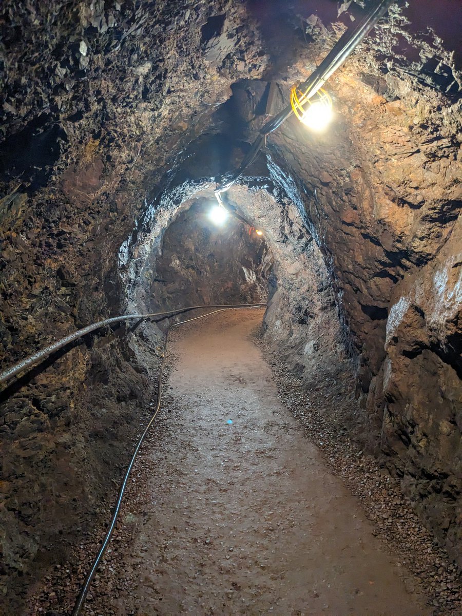 DisappointFrog's tweet photo. I yearned for the mines, now I am home https://t.co/tU4LQzFiBA