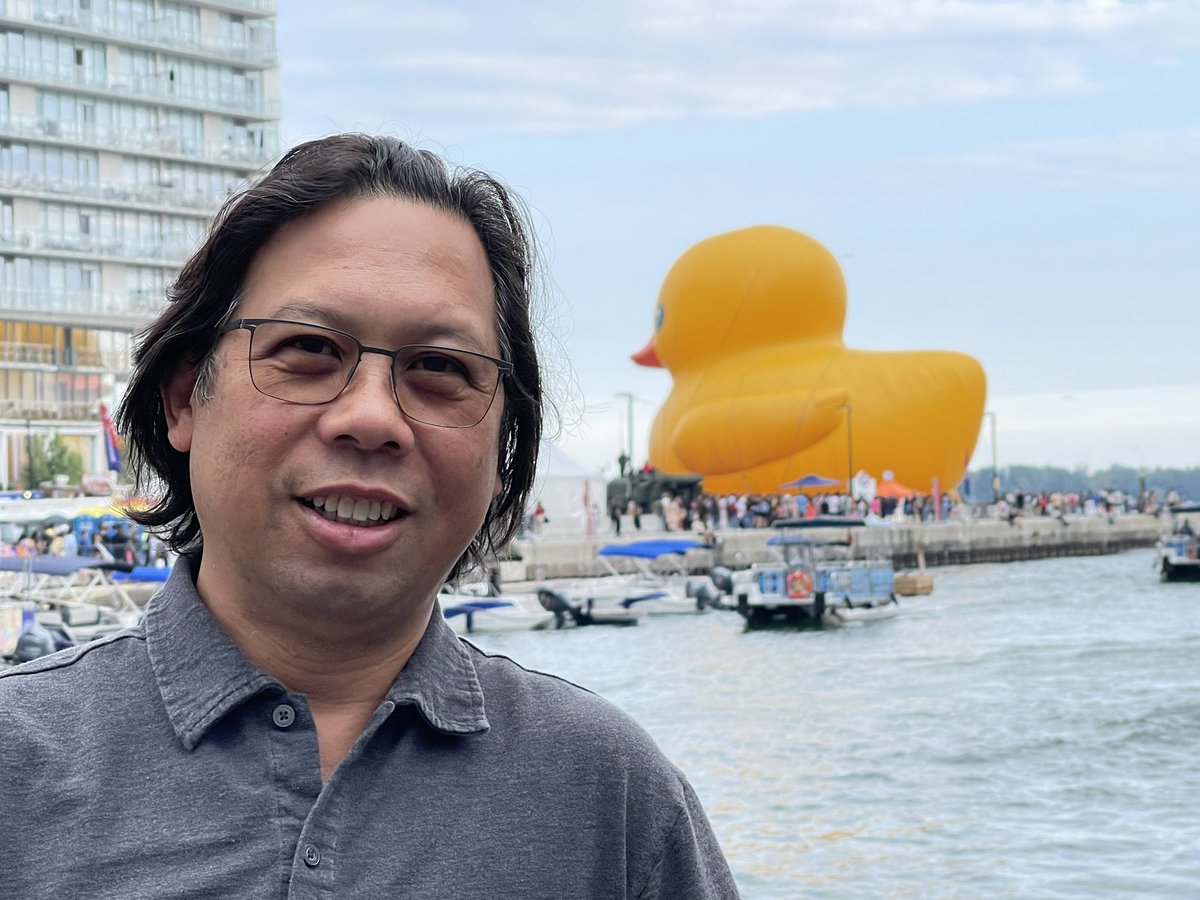 aviator_rvc's tweet image. Welcome back The World’s Largest Rubber Duck in #Toronto #ToWaterfrontFest