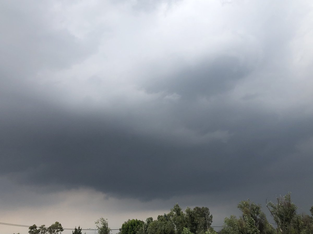 AndreiC2428's tweet photo. Actualización: #nubes
Ns Nimbustrastus
Cu cumulus
Ac Alto cumulus 
17/09/2023 16:15 Delegación Xochimilco CDMX📍🇲🇽
 octas 7/8 https://t.co/8EEfdciY4a
