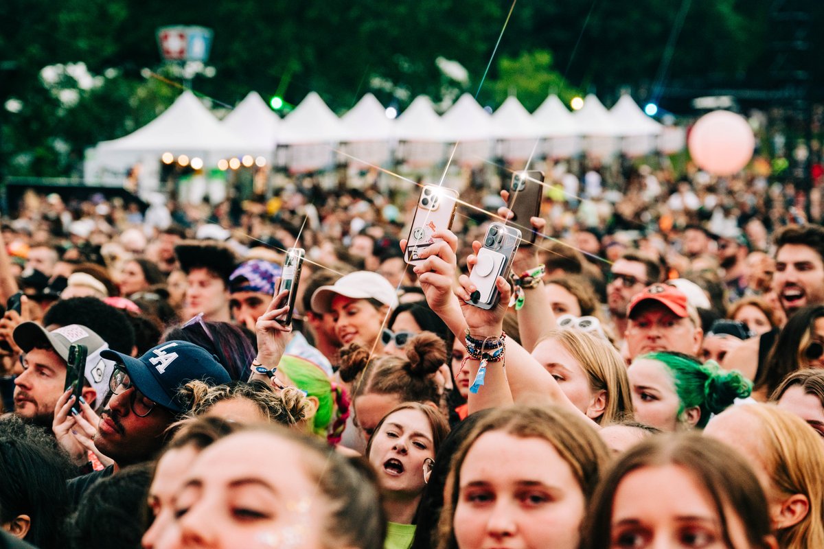 Y'all are the stars in our eyes ✨ &amp; love in our hearts 💓

📸: Taylor Regulski