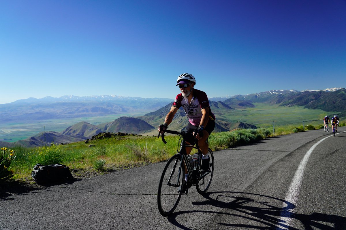 Rider photos (small jpg) from the climb up Monitor Pass during this year's Death Ride. 

#racephotography #bike #roadbike