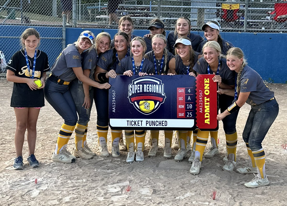 AllianceBenge's tweet photo. Super proud of these girls! They battled all the way to the championship. Couldn’t ask for a better group of girls! And special shout out to the one and only Campbell German for winning the MVPitcher award! https://t.co/RBtFnC4X4D