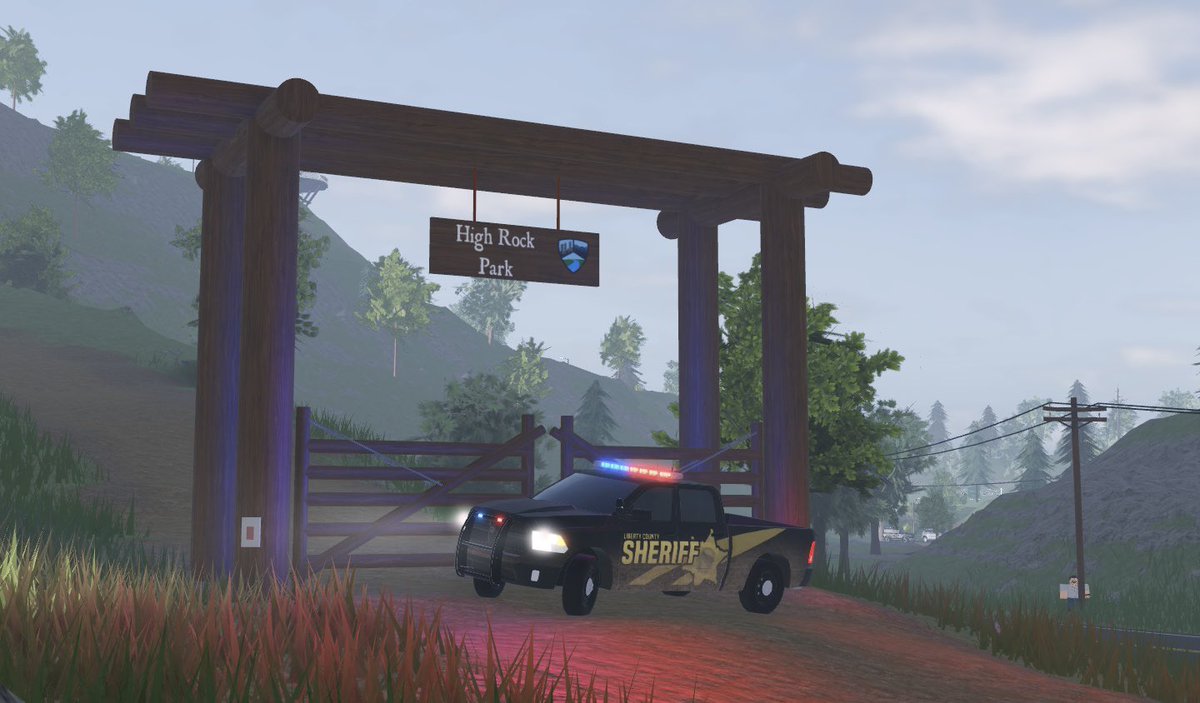 AP_LCSO's tweet photo. 𝗟𝗖𝗦𝗢 𝗖𝗢𝗠𝗠𝗨𝗡𝗜𝗧𝗬 𝗔𝗟𝗘𝗥𝗧

High Rock Park is currently under lockdown due to ongoing LCSO activity. Until further notice, the northeast gate is closed and the southwest/main gate is only allowing residents access to the park. More information will be released soon. https://t.co/4fbyZuucXg