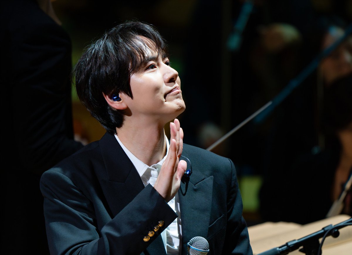 iLoveKyuhyunPH's tweet photo. Kyuhyun photos from Wonderful Singer: Kyuhyun & Hynn last 160923. (From a Hynn fan photographer)
(c) HYNNtelelens
#๊ทํ #KYUHYUN #ๆบๅญ่ดค
#์ํผ์ฃผ๋์ด #SUPERJUNIOR
#wonderfulsinger https://t.co/wE366cau5M