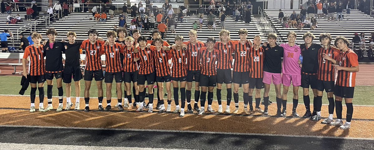 AHSRaptorsAD's tweet photo. HUGE SHOUTOUT of CONGRATS to our @AHS_M_Soccer TEAM for their OUTSTANDING performance earning them the HARD FOUGHT WIN over Lakota West!!!
@AndersonRaptors are so PROUD of you all!!!
#AHSisFAMILY https://t.co/cNOjlhLK22
