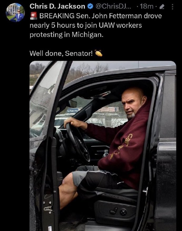 SammyJoCooks4U's tweet photo. Hey @JohnFetterman how’d you get the roof of your car to do that?? That’s so cool!
#FakeAssShit
#Fetterman
#JohnFetterman … that MF’er, that MF’er right there is NOT REAL https://t.co/3N1uSkx0rt
