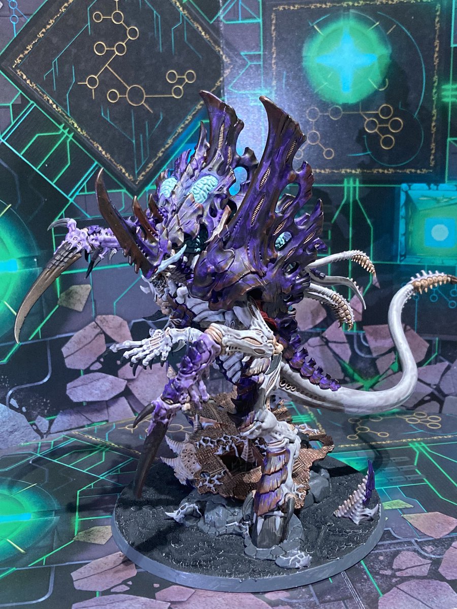 ノルン•エミッサリーでけた！ どこから撮っても怪獣感出てて好き