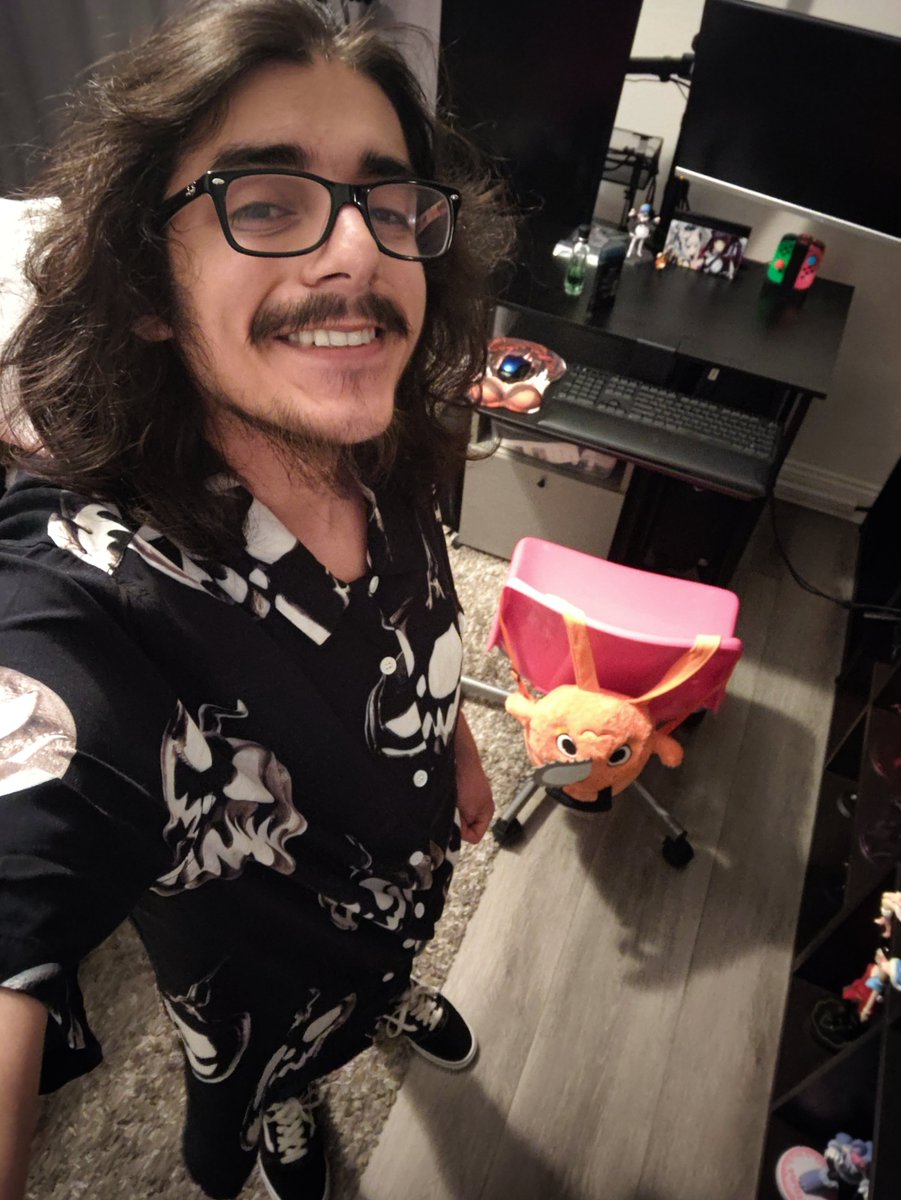 realgdxp's tweet photo. My colleagues thought my shirt was pretty cool. They could not believe the source from which I got it from. ☝️🥸 https://t.co/pOBhaJE28O