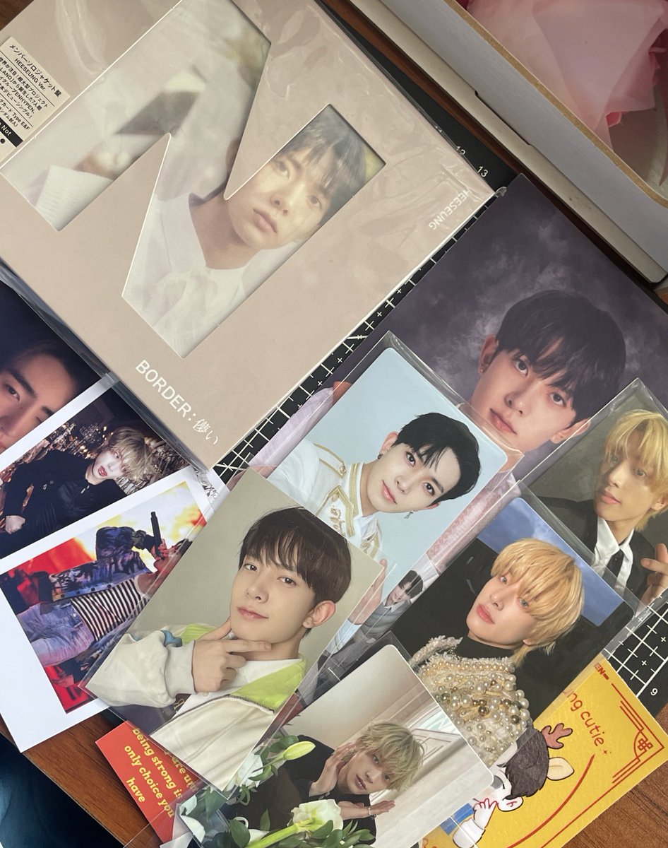 diiyuqi's tweet photo. Hi @sunlovegarden thank u so much for selling me this hakanai sealed, hope i pull hee blue specs hehe, thank u so much for the freebiess ang gandaaa😭💗💗💗💗💗💗🫶🏻🫶🏻🫶🏻
#mailsfromlui https://t.co/O92eQme45I