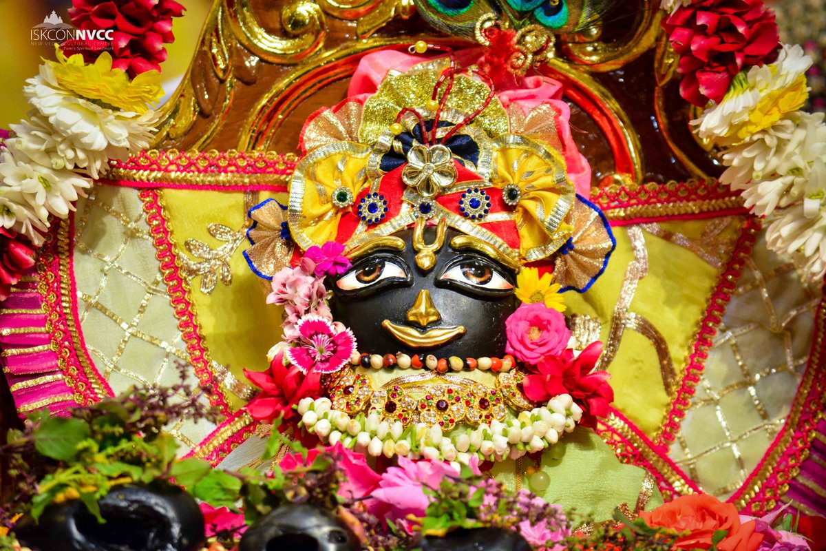ISKCONPune's tweet photo. 🗓18-09-2023🙏🌷Today's Darshan🌷
🌷Sri Sri Jagannath Baldev Subhadra🌷
🚩@ISKCONNVCCPune🚩
.
.
#ISKCONNVCC #ISKCONPune #ISKCON
#ISKCONNVCCPune #PUNE #DailyDarshan
#Monday #18thseptember #18thseptember2023
#nvcc #radhavrindavanchandra
#iskcondesiretree #harekrsnatv
#Radhakrishna https://t.co/q2F9Kekvtd