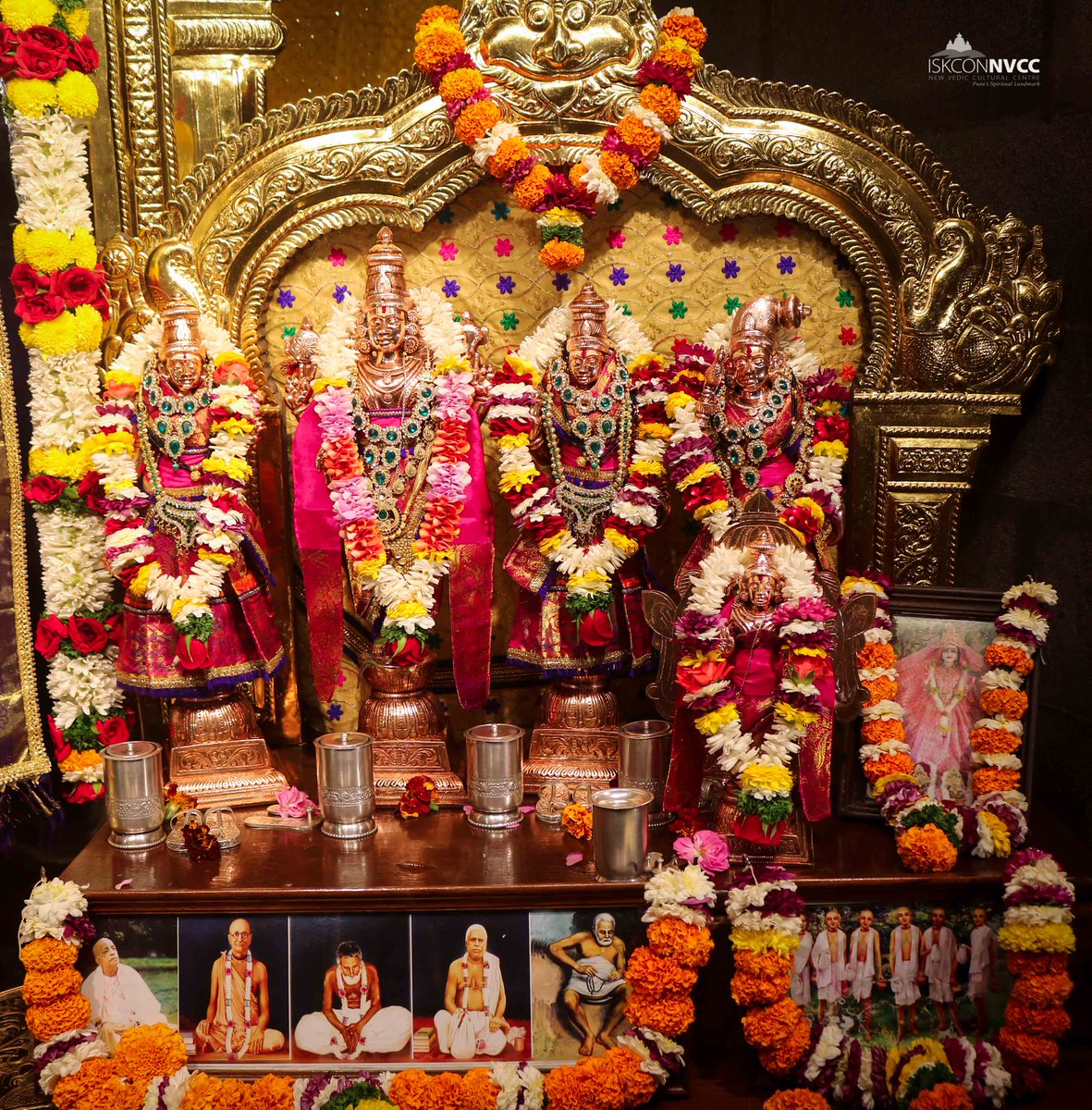 ISKCONPune's tweet photo. 🗓18-09-2023🙏🌷Today's Darshan🌷
🌷Sri Balaji🌷
🚩@ISKCONNVCCPune🚩
.
.
#ISKCONNVCC #ISKCONPune #ISKCON
#ISKCONNVCCPune #PUNE #DailyDarshan
#Monday #18thseptember #18thseptember2023
#Madhavas #govardhanecovillage #kirtan
#krishna #harekrishna #lordkrishna
#Radhakrishna https://t.co/Qb0E7SqeWx