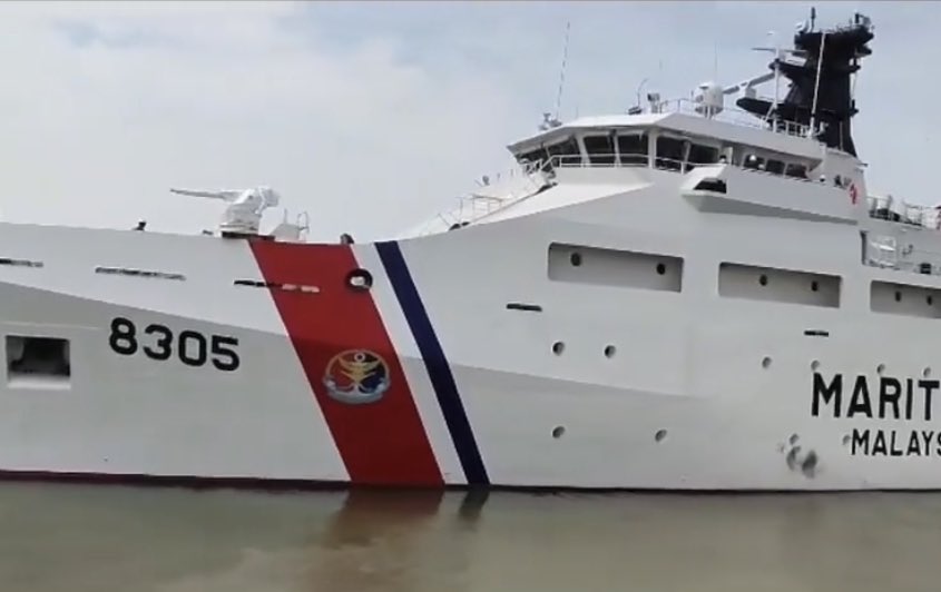 JohnMYSreview's tweet photo. Kapal Opv 8305 telah dilengkap dgn 30mm Aselsan SMASH RWS https://t.co/9dfHrFFkO8