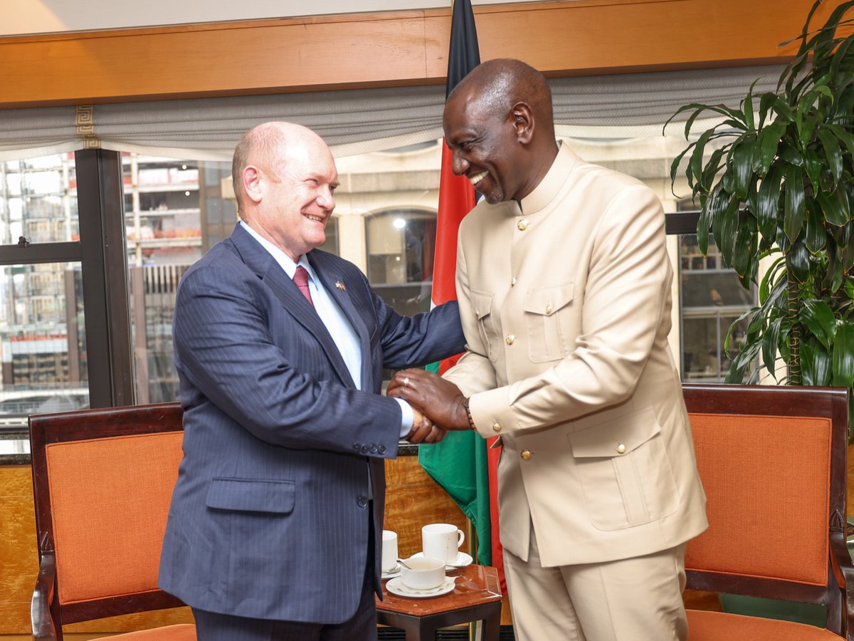 WilliamsRuto's tweet photo. We are leveraging our strong relations with the United States to enhance trade and investment opportunities, fostering growth and prosperity for our people. This collaboration also includes shared priorities such as security, counterterrorism, climate change mitigation, and the promotion of human rights and democracy.

Held talks with US Senator @ChrisCoons in New York, US.