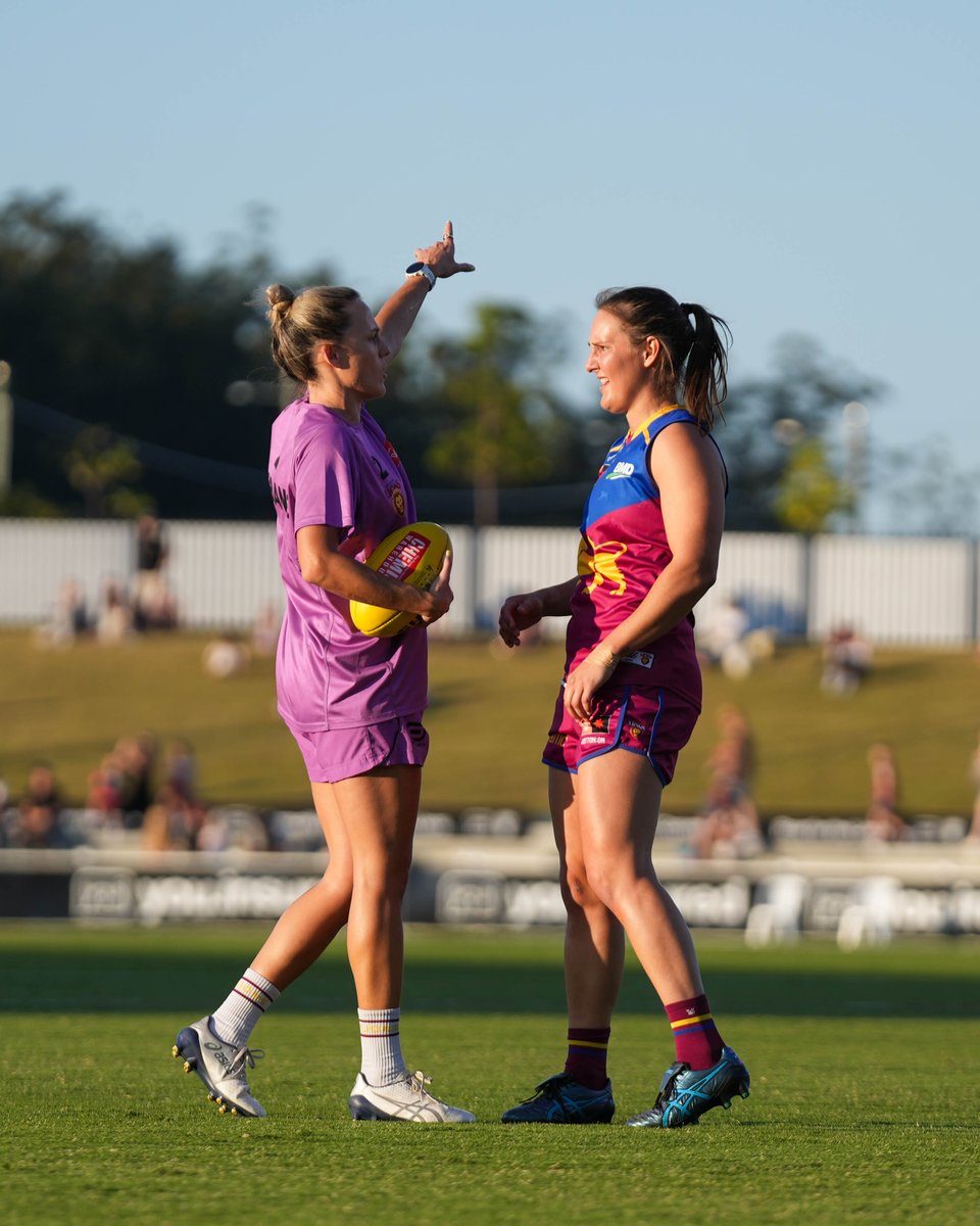 lionsaflw's tweet photo. The most overqualified runner 😍

@aflwomens @Zilks https://t.co/AGcv2WFRfn