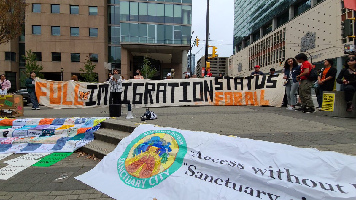 springmagca's tweet image. Vancouver says #StatusForAll no exceptions!