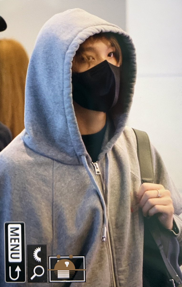 CSunrise_66's tweet photo. 230918 HND🛫️
#해찬 #HAECHAN #ヘチャン https://t.co/2NSynSdvNM