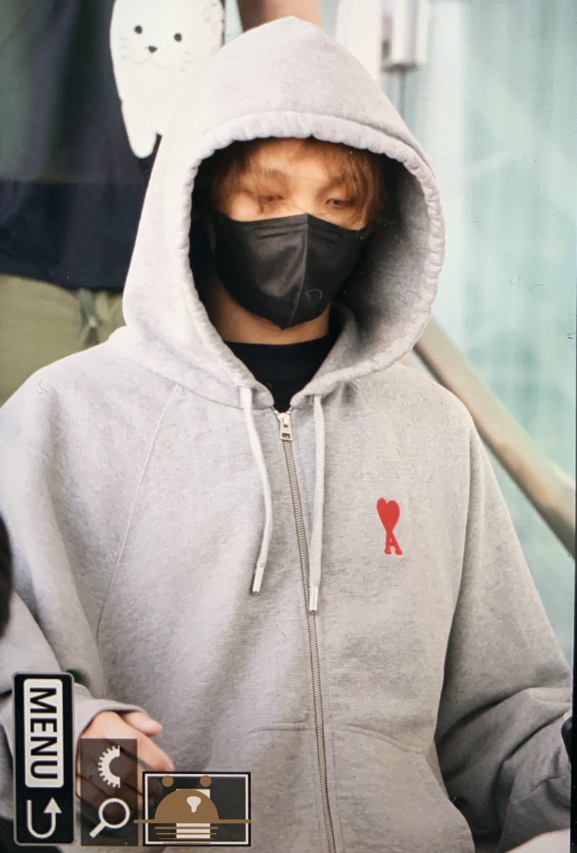 CSunrise_66's tweet photo. 230918 HND🛫️
#해찬 #HAECHAN #ヘチャン https://t.co/2NSynSdvNM