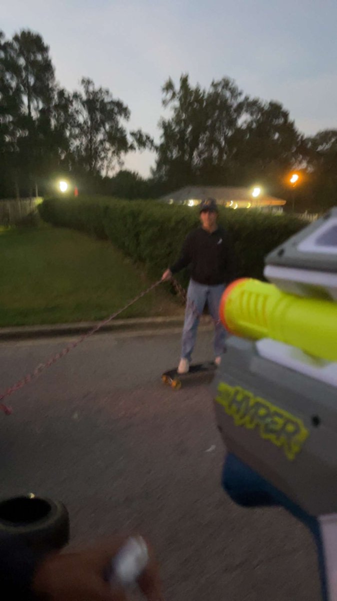 evansnerf2023's tweet photo. Cam was caught cutting up in the hood.😭 https://t.co/4XQwtIsvSx