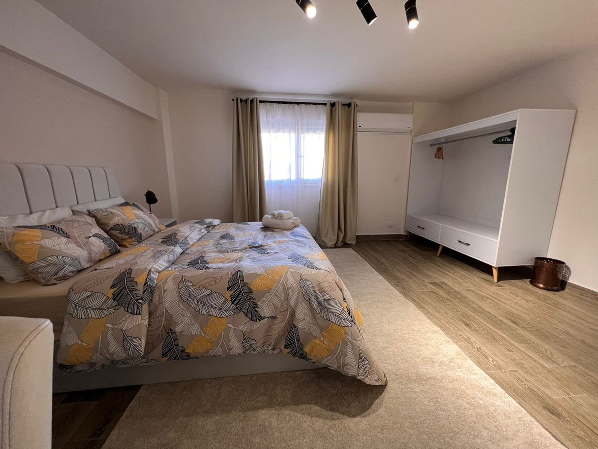 حجزً شقق فندقية. في القاهرة. بارخص الاسعار 
 للعوائل و شباب ملتزم 
 للحجز والاستعلام 00201064966496
#سياحة #فنادق #شقق #سعوي #قطار_الرياض #القاهرة #كويتي_وافتخر