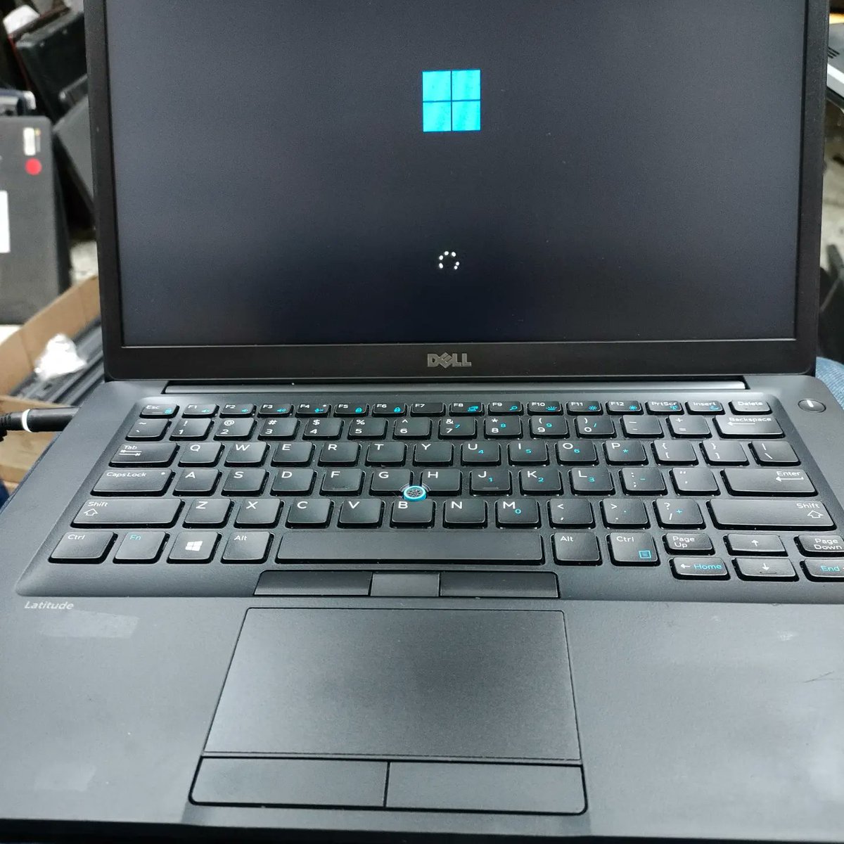 dspcomputer's tweet image. Simple and Light.Dell Latitude 7480. 8g RAM. 256g SSD. Core i5 6th Gen. Keyboard light. HDMI port. Bluetooth
Excellent battery. 14" screen comes with free male Watch for 180k. Call 08059307096 or DM for this or others

#dspcomputers
#delllatitude
#withagift