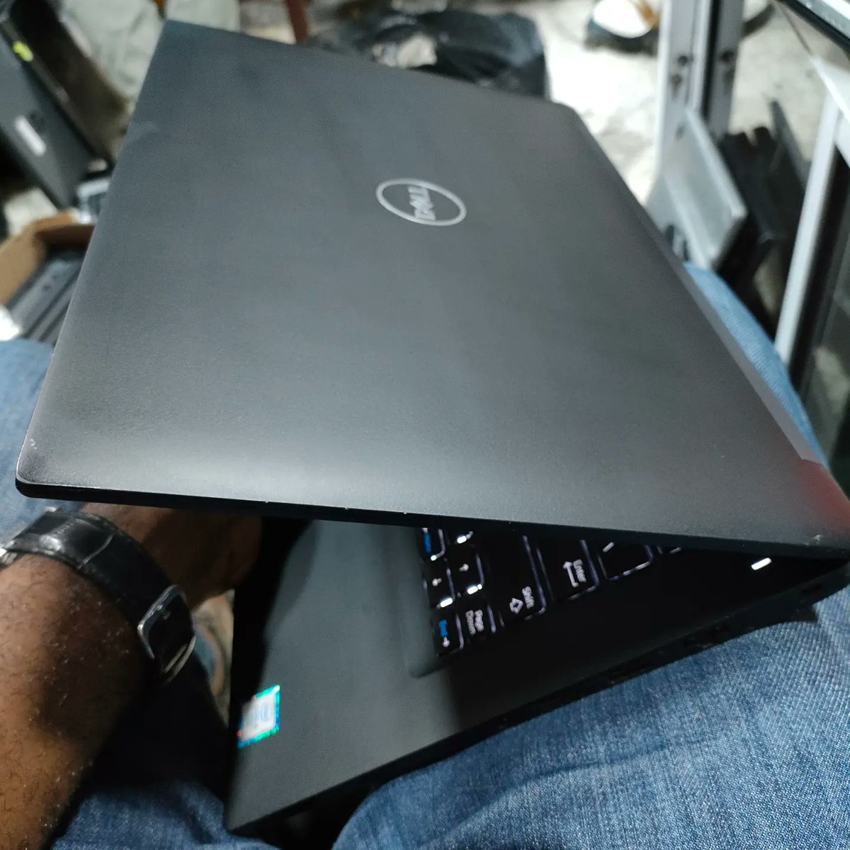 dspcomputer's tweet image. Simple and Light.Dell Latitude 7480. 8g RAM. 256g SSD. Core i5 6th Gen. Keyboard light. HDMI port. Bluetooth
Excellent battery. 14" screen comes with free male Watch for 180k. Call 08059307096 or DM for this or others

#dspcomputers
#delllatitude
#withagift