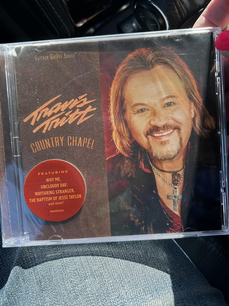 TravisTritt's tweet photo. Who’s listening to COUNTRY CHAPEL?? 
https://t.co/xRb91GSw0r #SundayService https://t.co/w0TSrPqHTs