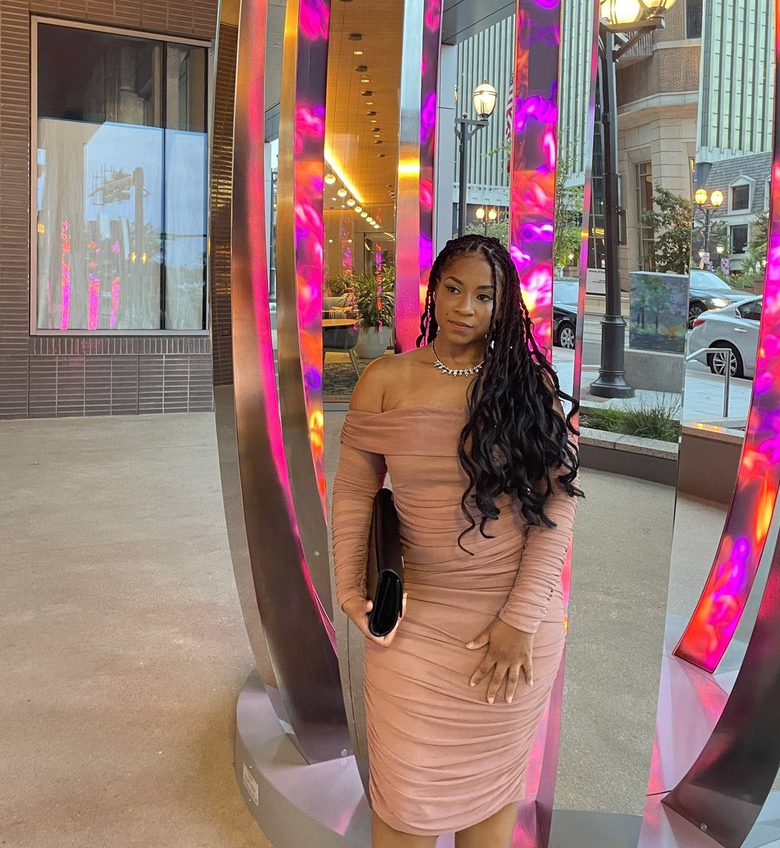 amo4show's tweet image. Whatever is good for your soul, do that… 
Dress @sheinofficial 
Shoes @fashionnova 
🌸
🌸
🌸
#sheingals #novababe #solodate #blackcontentcreators #blacktravelfeed