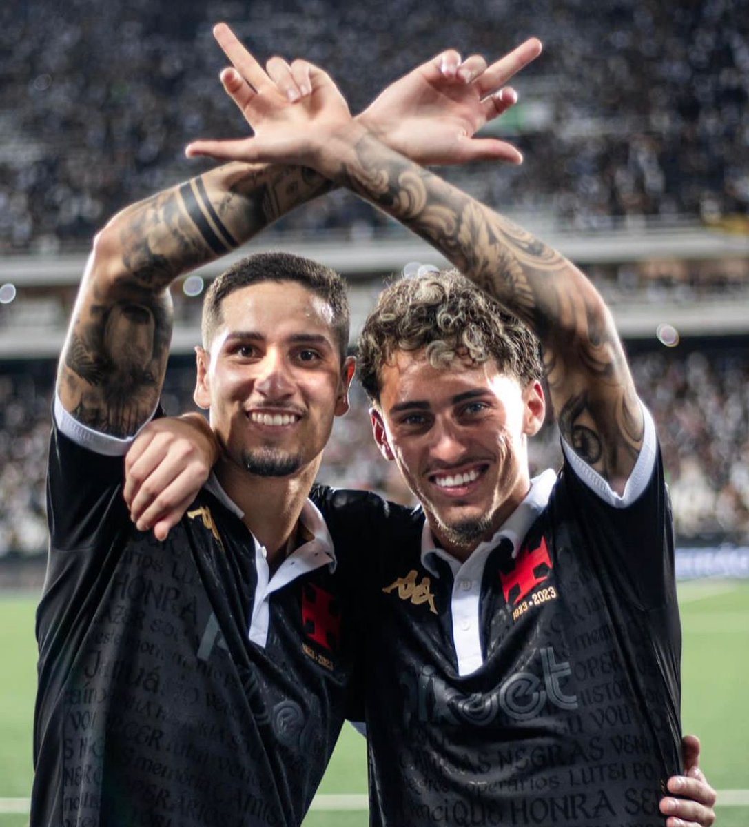 NewsAlmirantee's tweet photo. DISPOSIÇÃO, FORÇA JOVEM DO VASCÃO!

📸: Leandro Amorim/Vasco https://t.co/067LNRXACv