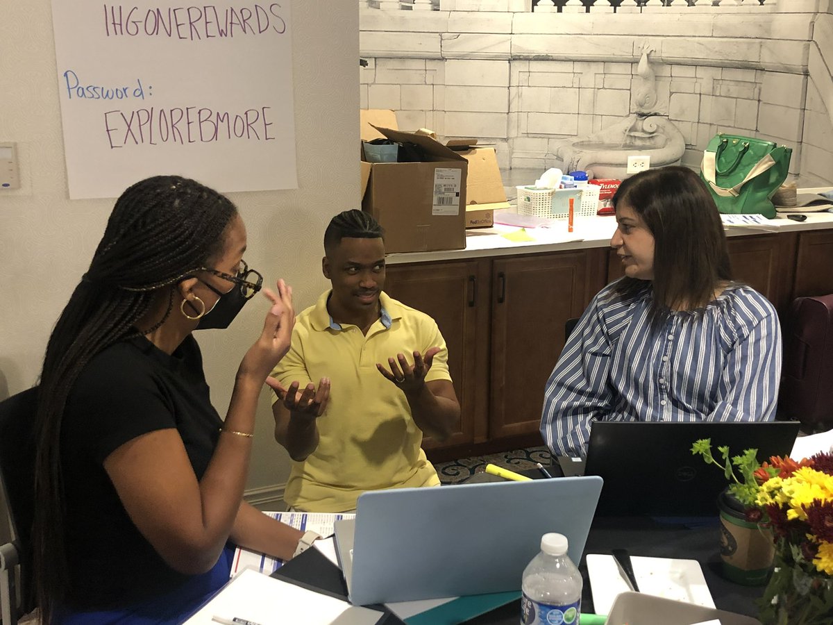 MitchellBrookns's tweet photo. ED-JOY: This weekend, I and my Leading Educators team facilitated a two-day training with 30 teachers internalizing UFLI!! What struck me the most was the PASSION demonstrated during 2-HOURS of ROLE-PLAYING of the instructional routines.
#LeadingEducators https://t.co/XeieBjJrAa