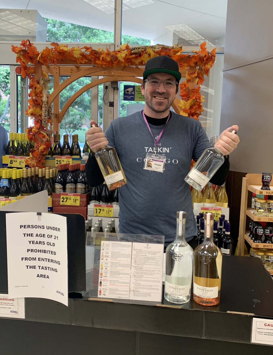 manimal138's tweet photo. Sunday Funday tasting with @Codigo1530 here at @RalphsGrocery #Pasadena for @SocialSampling
#hastalcruz #codigo #codigotequila #ralphs #socialsampling https://t.co/lUYyknEgFk