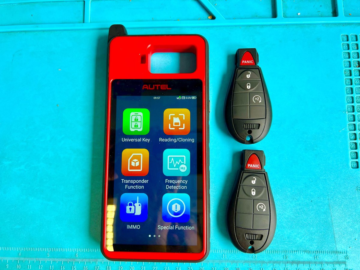 TheBrianHolt's tweet image. Using the new Autel KM100 to program a Ram 1500 key. Vid youtu.be/c6x5aHmXu9g?si…  #locksmith #carkeys #autel