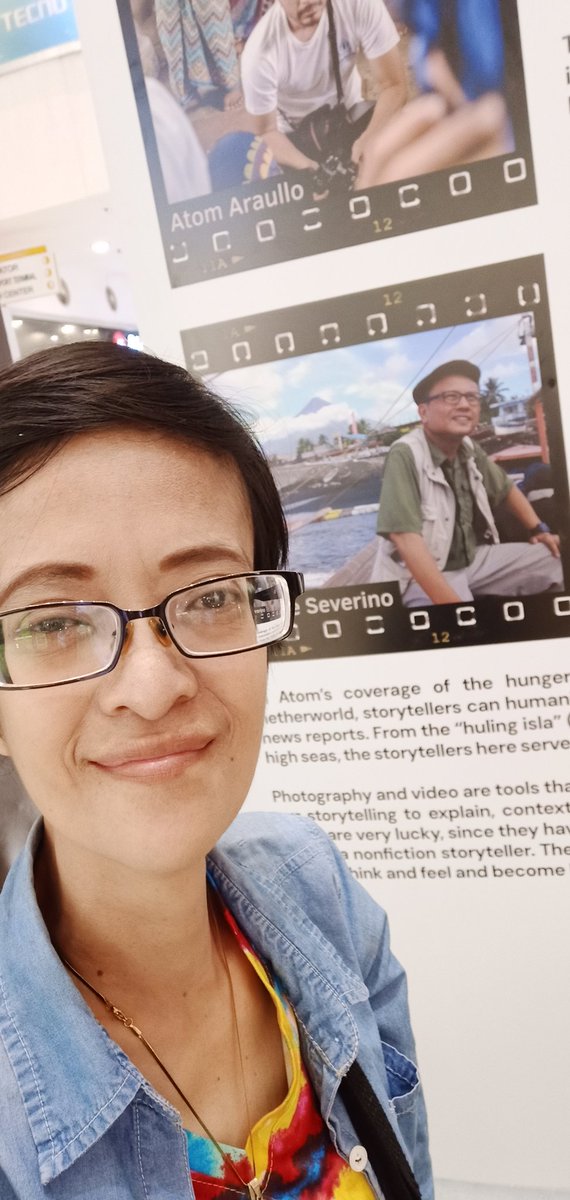abbyghael23's tweet photo. Nasa SM Calamba ako yesterday,nakita ko to,nakaka amaze talaga yun mga works ni Sir @Howieseverino at last nakapag selfie din ako sa kanya,sir ako po yun dapat mag pa selfie sa inyo sa Shell na naiwan ang phone. Hehehe https://t.co/KJVxqYPT7W