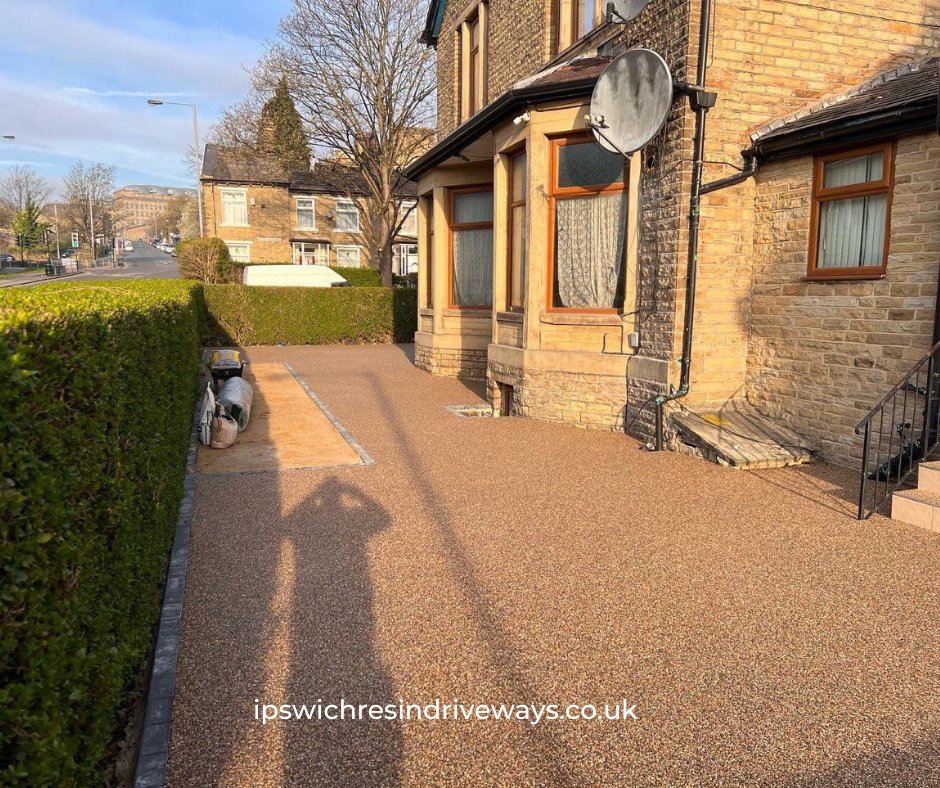 Smooth Rides Begin with Our Driveway Construction. Contact Ipswich Resin Driveways now!

#driveways #resindrives #drivewaydesign