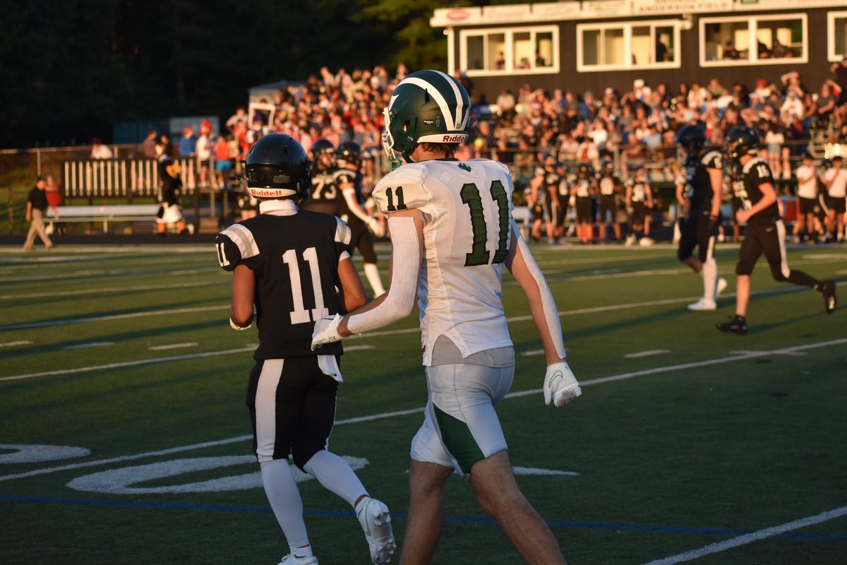 maxcliffrd's tweet image. might have to start advocating for 6:30 kickoffs to be standard for hs ball cause the lighting on these is unreal