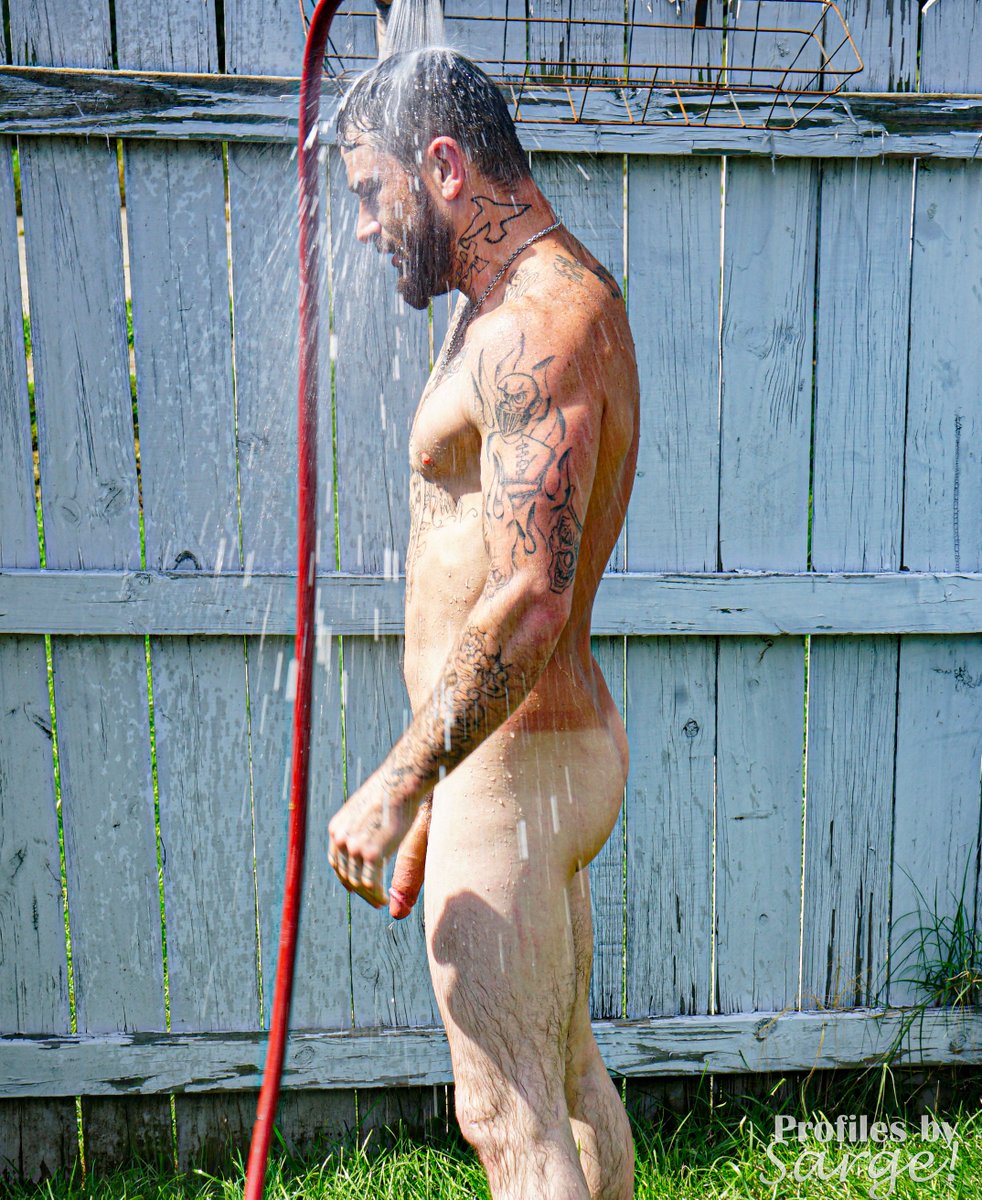 by_sarge's tweet photo. Popped up in the memories today, hard to believe its already been a year since this photoshoot with @DonkeyRebel.  Good clean fun in the yard.   #bySarge #photographer #erotica #nakedstr8boys https://t.co/fhcqv9v91u