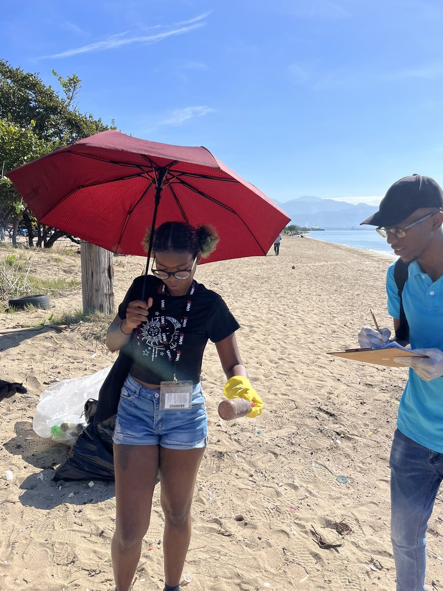 On Saturday we had our International Coastal Cleanup Day Beach Cleanup at Port Henderson Beach and our Rotaractors and Prospects were out! Here are a few of the highlights!
#beachcleanupja
#keepwiislandclean
#nuhduttyupjamaica
#seathechange
#bigupwibeach