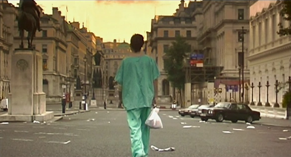 BloodQueenMetal's tweet photo. 🏙️ Harrowing Atmosphere:
Danny Boyle creates a harrowing vision of London, capturing the chaos and solitude with stunning cinematography. John Murphy's music adds a melancholic touch that intensifies the atmosphere of despair. 🏢🌆 #IntenseAtmosphere https://t.co/USfePCCAlN