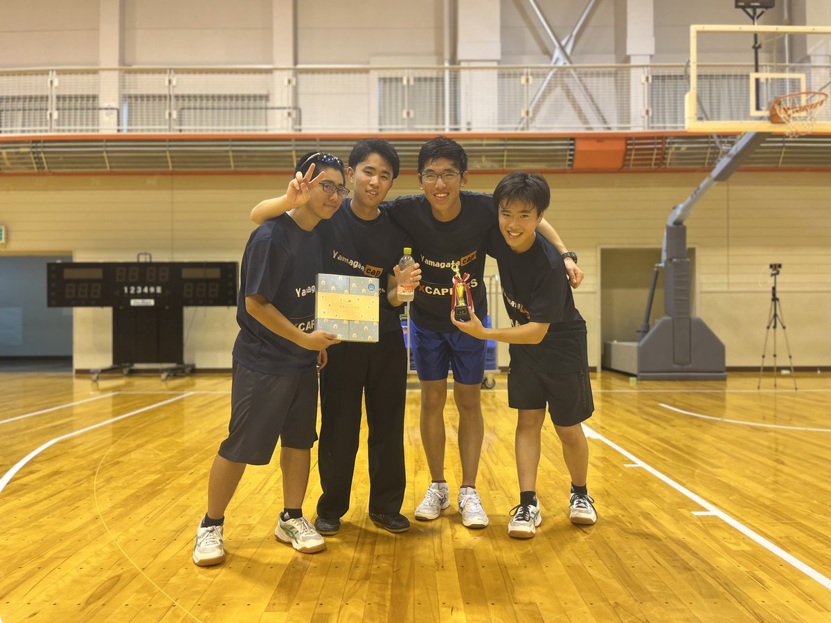 Xcappers_ycc's tweet photo. 今更ですが #キャップ野球 全国大会の
#こまちカップ2023 にて、チームはやぶさが見事 #優勝 しました！🏆

本当に楽しかったですし、いい経験も沢山積めました！！関係者の皆様、応援してくださった皆様、本当にありがとうございました！
YCCを今後もよろしくお願いします！ https://t.co/L8s2x0Sr4H